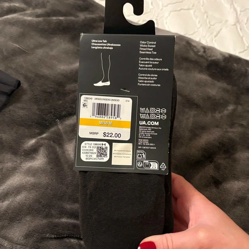 Under Armour Light Gray/White/Black No-Show Socks - 6 Pack - Picture 2 of 2